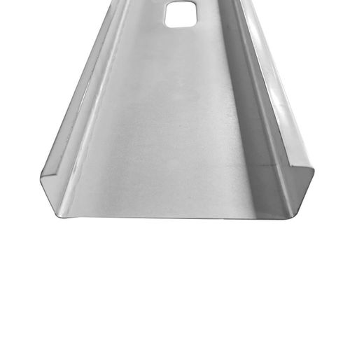 Montante Light Steel Frame com furo 140 X 0,95 X 6000mm LE 230MPA / Z275G/m²